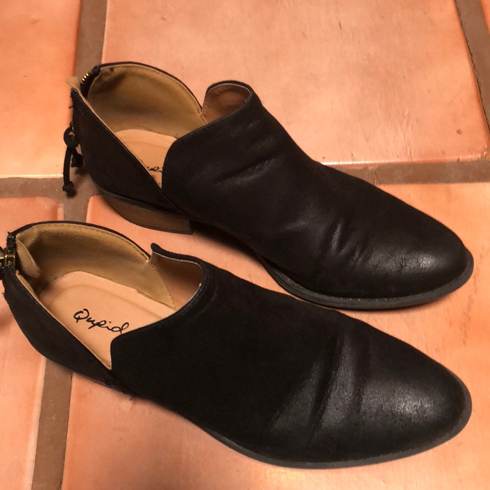 Quipid booties